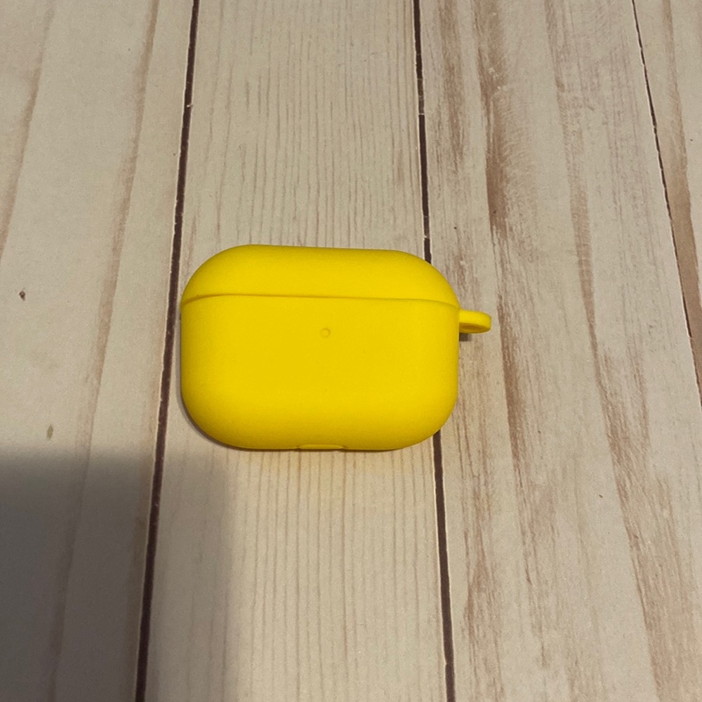 AirPods Pro yellow rubber case